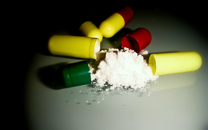 des médicaments Pain Killers par Kurtis Garbutt CC-BY-SA 2.0 Source : Flickr